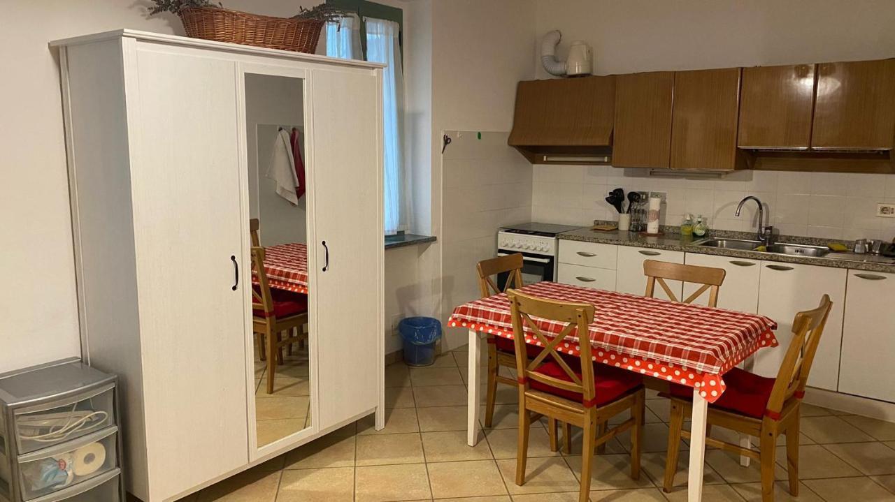 Al Vecchio Pero, Con Ampio Giardino Privato Βίλα La Morra Εξωτερικό φωτογραφία